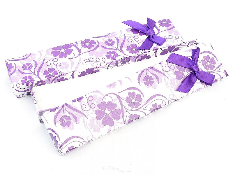 Gift box for a bracelet of purple flowers with a ribbon 20 x 4.5 cm