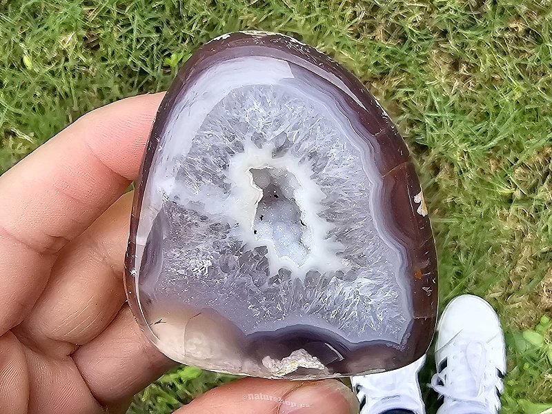 Agate geode with a hollow 149g from Brazil