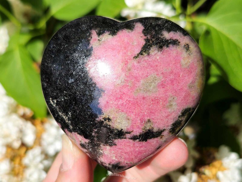 Smooth rhodonite heart from Madagascar 347g