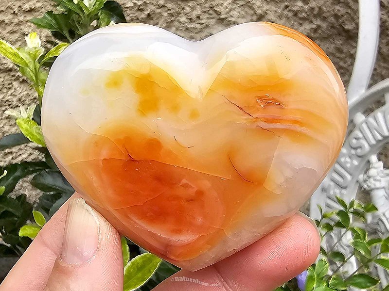 Carnelian polished heart (Madagascar) 139g