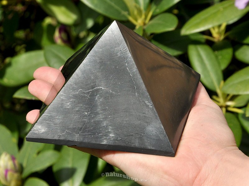 Pyramid Shungites (Russia) about 100mm - Polished