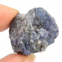 Krystal surového tanzanitu (8,67g)