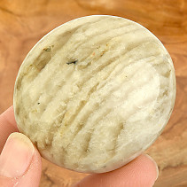 Adular / moonstone from Madagascar 132g