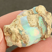 Expensive opal in the rock of Ethiopia 3.7g