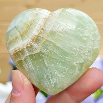Heart smooth calcite pistachio (143g)