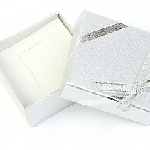 Gift box silver paper with bow 6 x 6cm