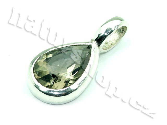 the silver pendant stones
