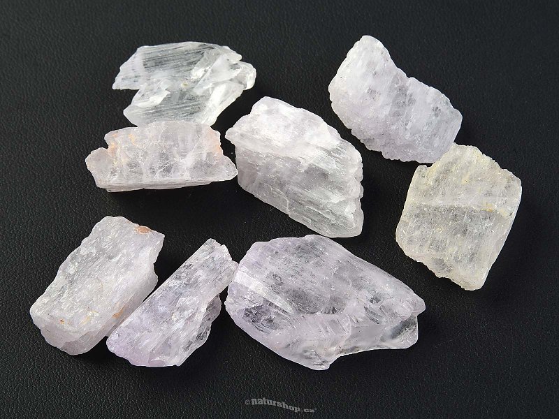 Kunzit krystal větší QA extra (Afghánistán)