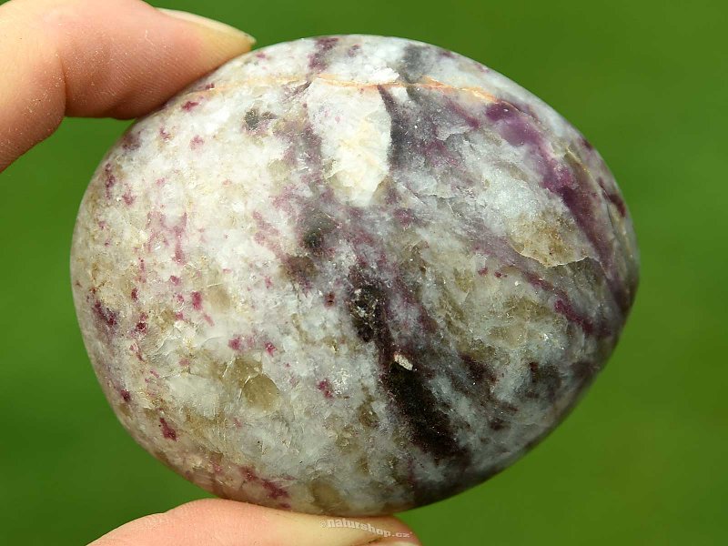 Rubelite stone 138g