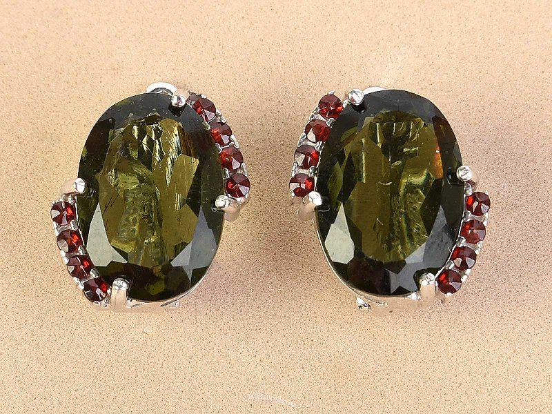 Moldavite with garnet earrings oval cut stand 13x9mm Ag 925/1000 + Rh
