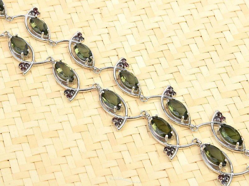 Cut moldavites and garnets luxury necklace 49cm Ag 925/1000 + Rh 40,6g