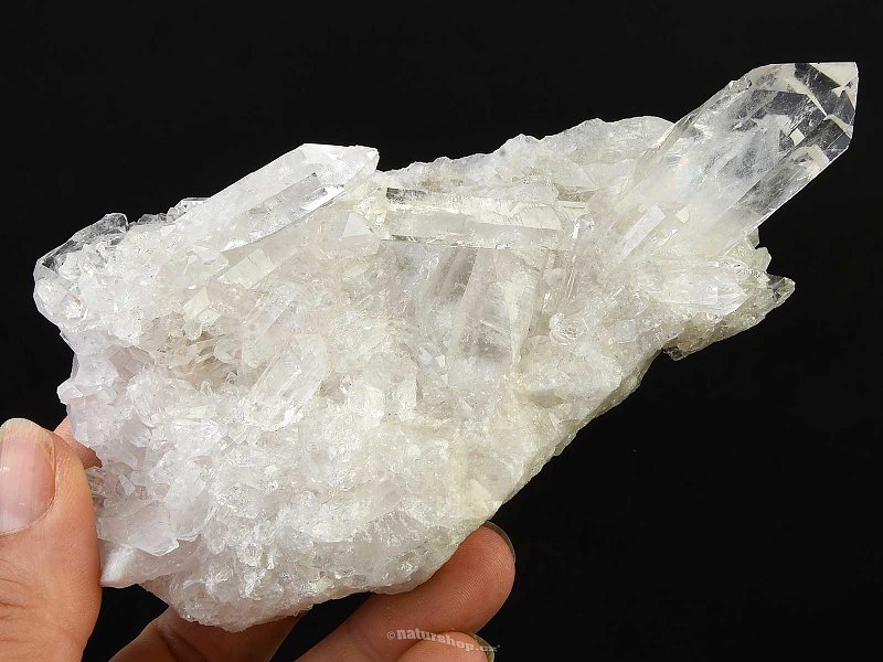 Decorative druse made of crystal 264g
