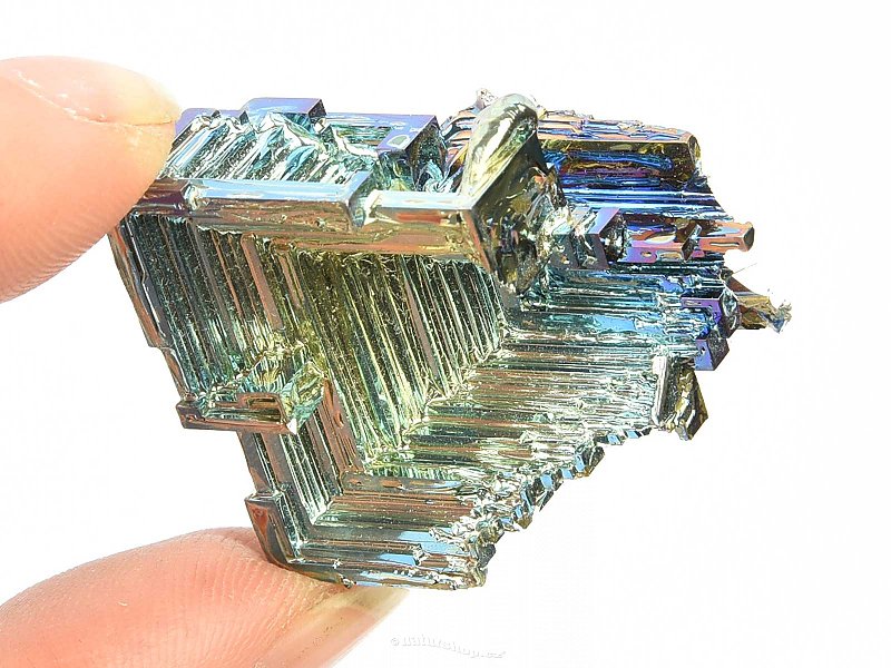 Bismuth colored crystal 32.2g