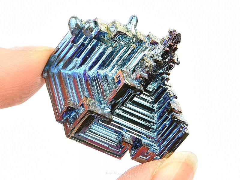 Bismuth colored crystal 32.7g