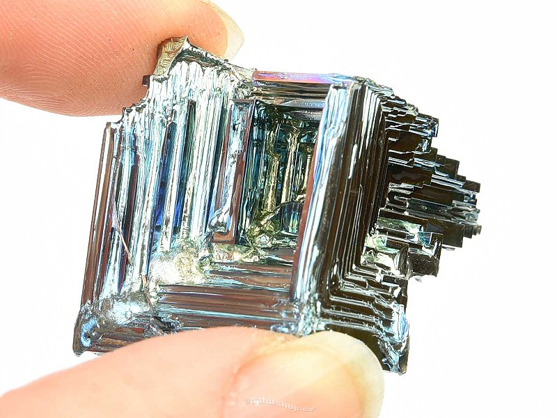 Bismuth colored crystal 36.9 g