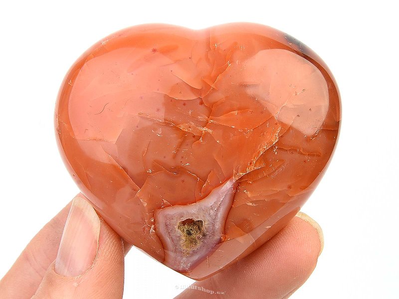 Carnelian heart from Madagascar 111g