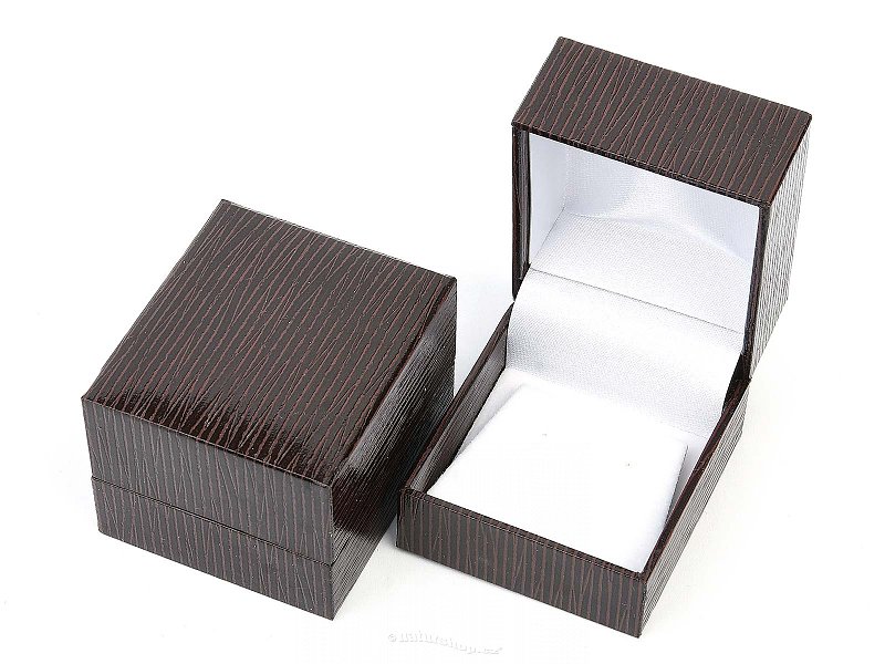 Gift leatherette box brown 5.3 x 4.6cm