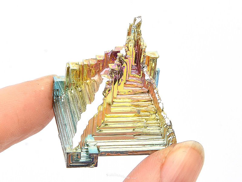 Bismuth colored crystal 34.7g