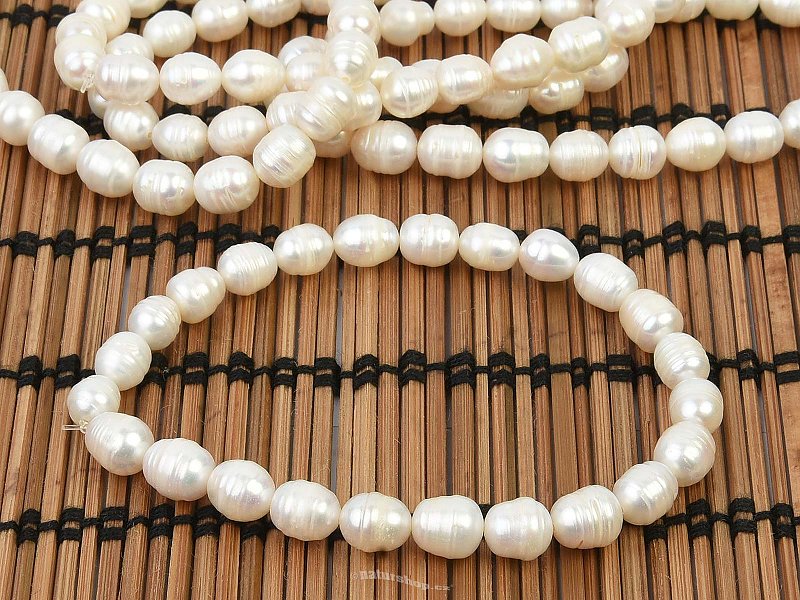Bílé perly náramek soudky