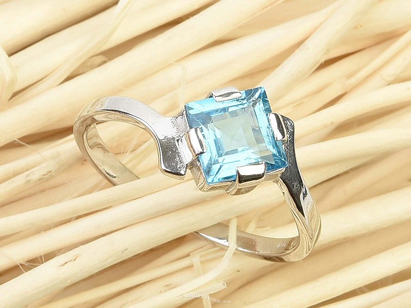 Ring topaz swiss blue diamond Ag 925/1000 + Rh