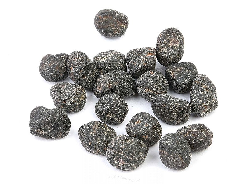Garnet rhodolite raw stone (Tanzania)