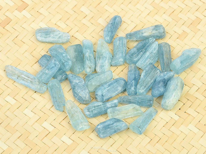 Aquamarine crystal medium (Russia)