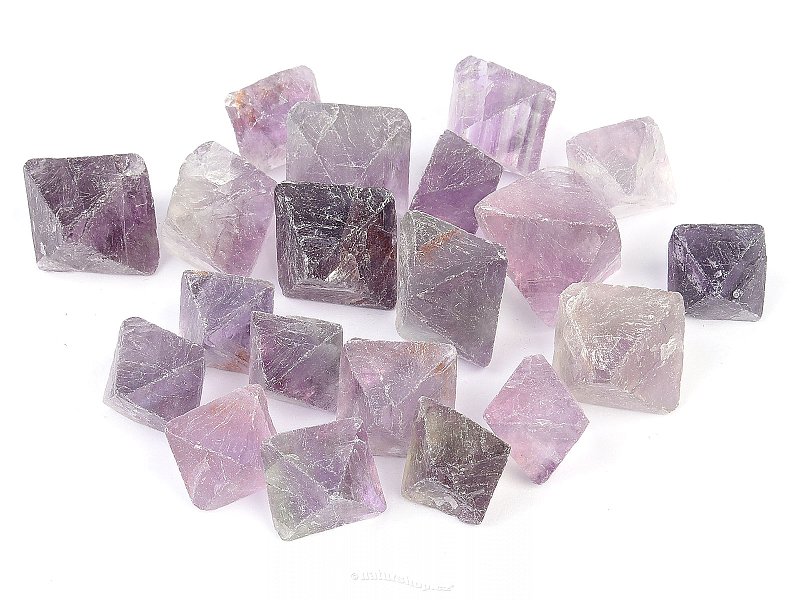 Krystal fluorit fialový oktaedr (Čína)
