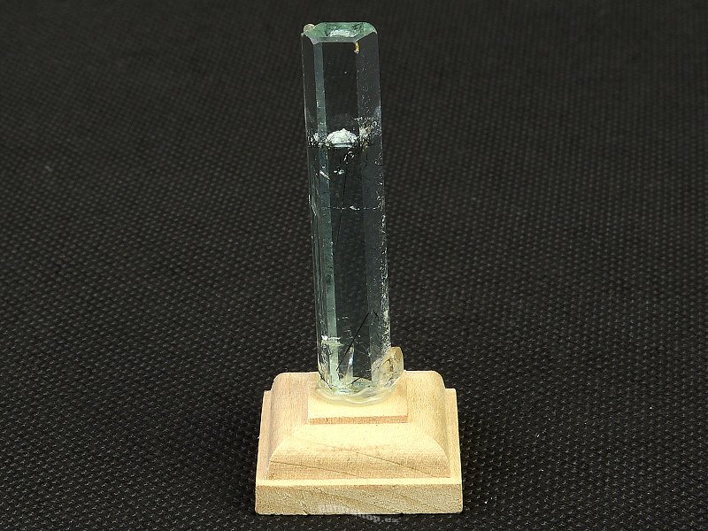 Aquamarine crystal on a stand (14.8g)