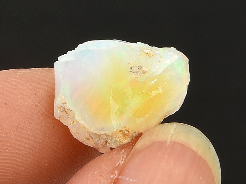 Ethiopian precious opal 0.8g