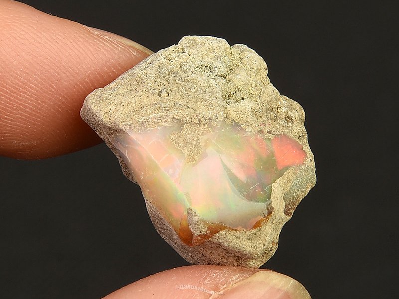 Precious opal in the rock 4.5 g of Ethiopia