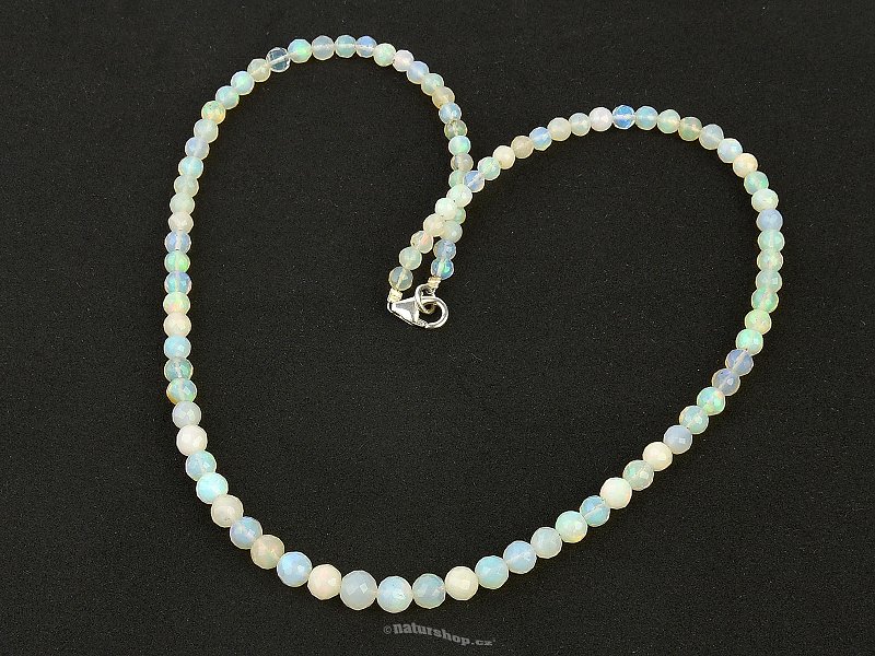 Necklace Ethiopian opal beads (9.1g)