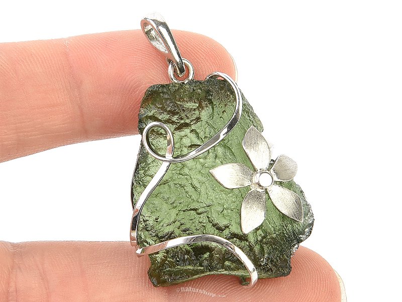 Moldavite pendant with silver Ag 925/1000 11.4g Chlum