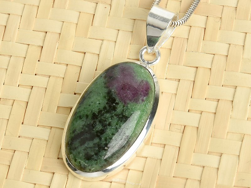 Ruby in zoisite pendant oval Ag 925/1000 8.7g