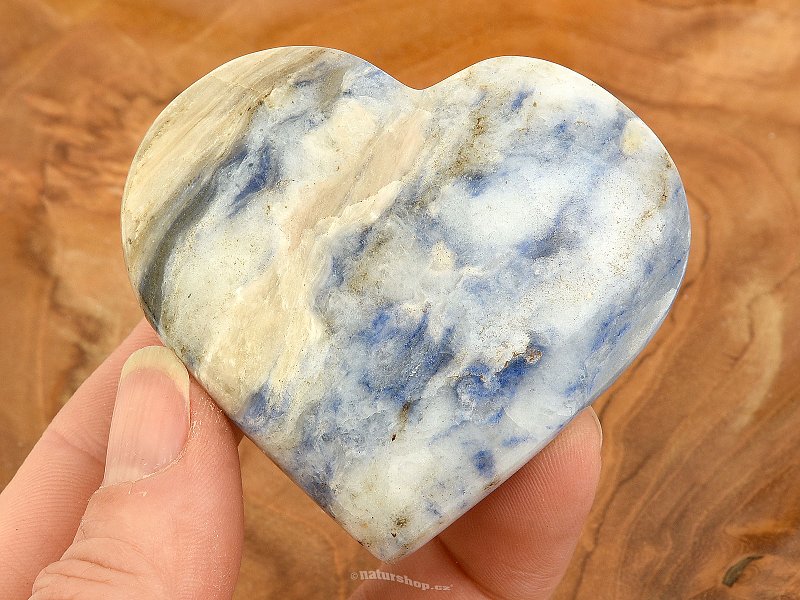 Sodalite heart from Pakistan 107g