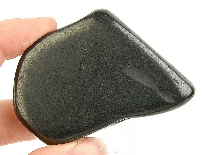 Smooth shungite from Russia 109g