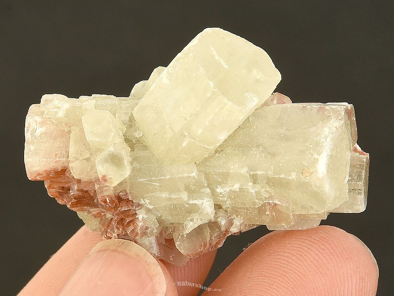 Aragonite natural crystal 17g