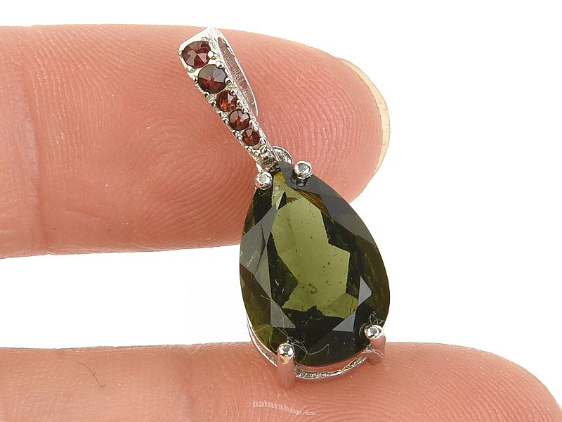 Moldavite pendant with garnets drop 14x10mm cut Ag 925/1000 + Rh