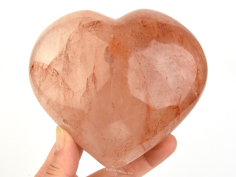 Křišťál s hematitem ve tvaru srdce z Madagaskaru 921g