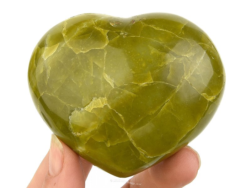 Zelený opál srdce z Madagaskaru 229g