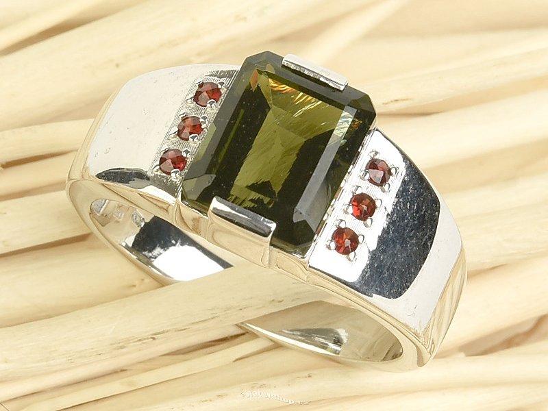 Ring with moldavite and garnets rectangle 10x8mm Ag 925/1000 + Rh