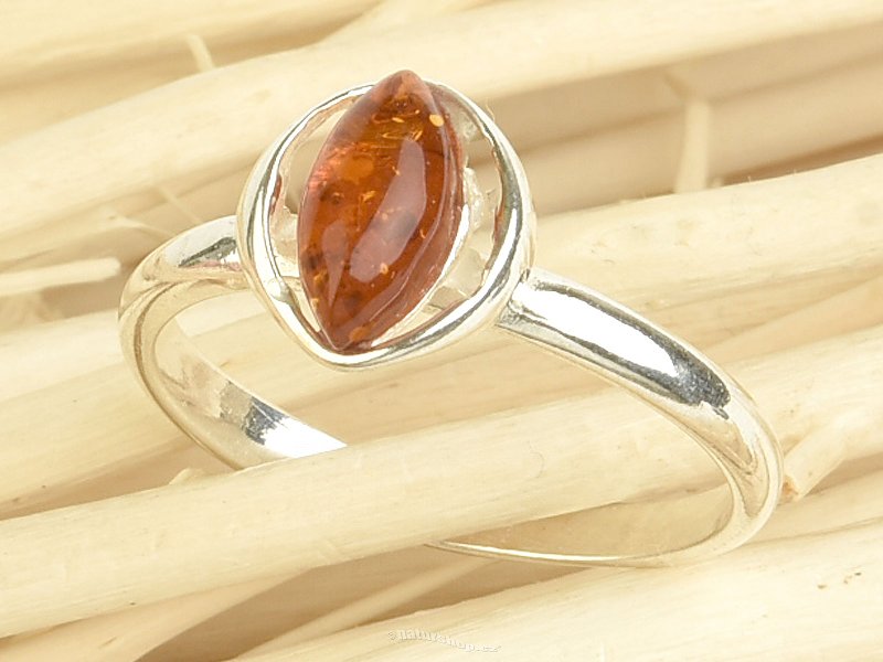Stříbrný prsten s medovým jantarem Ag 925/1000 vel.50 1,6g