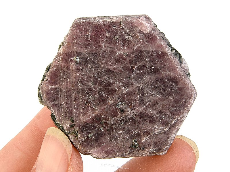 Rubín surový krystal velký Tanzánie 74g