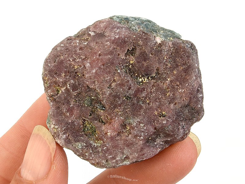 Rubín surový krystal velký Tanzánie 72g