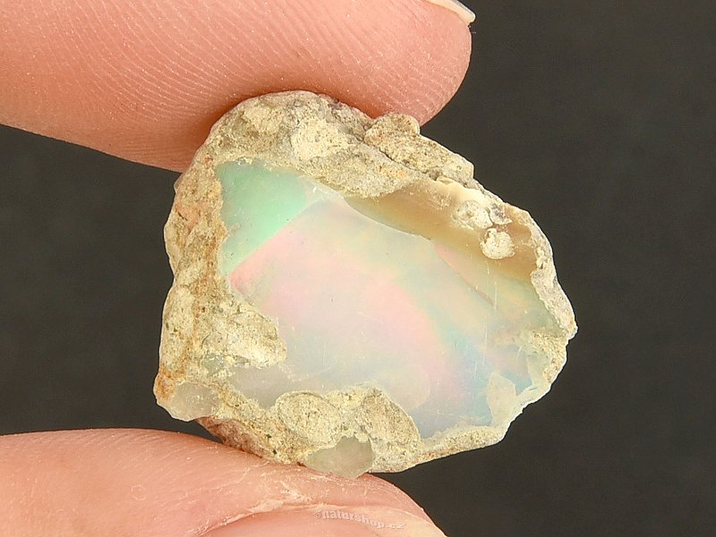 Ethiopian precious opal in rock 2.5g