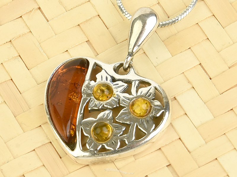 Amber heart pendant with flowers Ag 925/1000