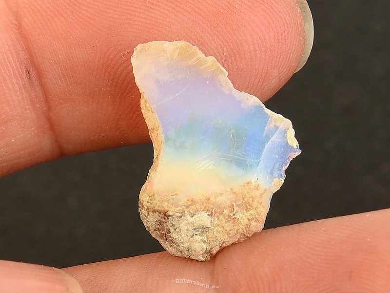 Expensive opal from Ethiopia 1.1g in rock