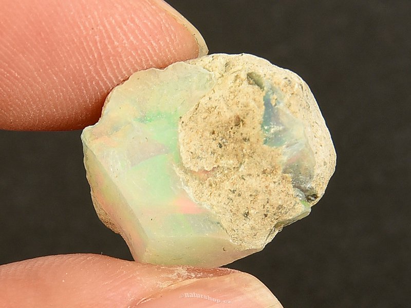 Expensive opal from Ethiopia in rock 1.9g