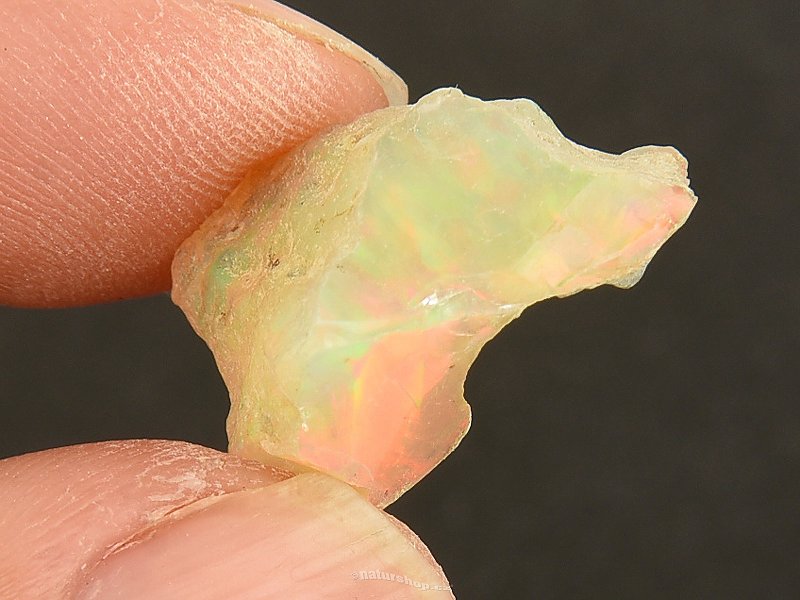 Expensive opal from Ethiopia in rock 1.8g