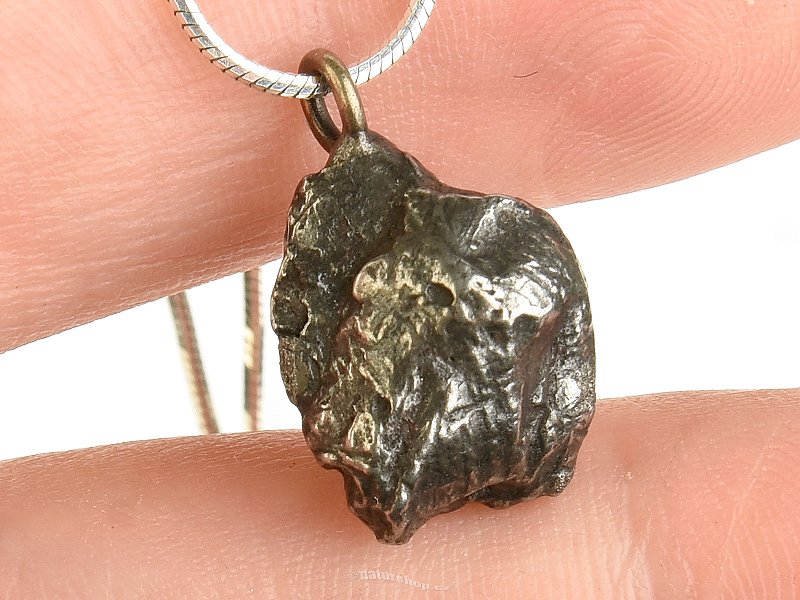 Meteorite Sikhote Alin pendant 4.1g