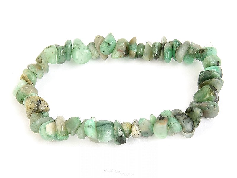 Bright emerald bracelet with chopped shapes